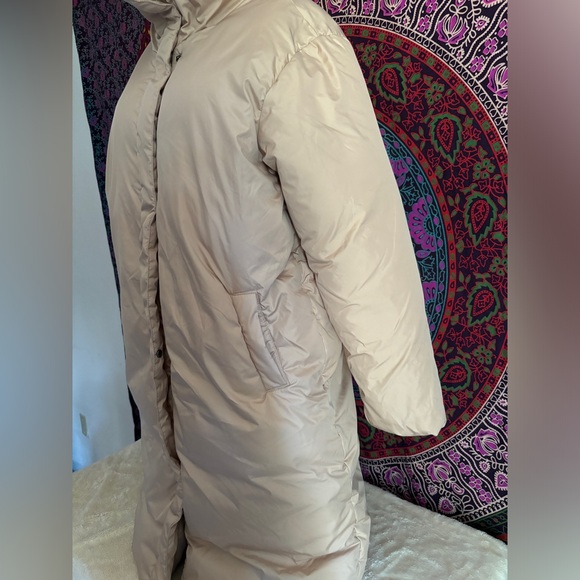 Old Navy Khaki Long Puffer Jacket Full Zip Women’s Size Small - Picture 4 of 14